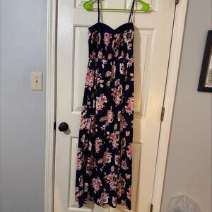 Flowery think straps dress - maxi dress with pockets